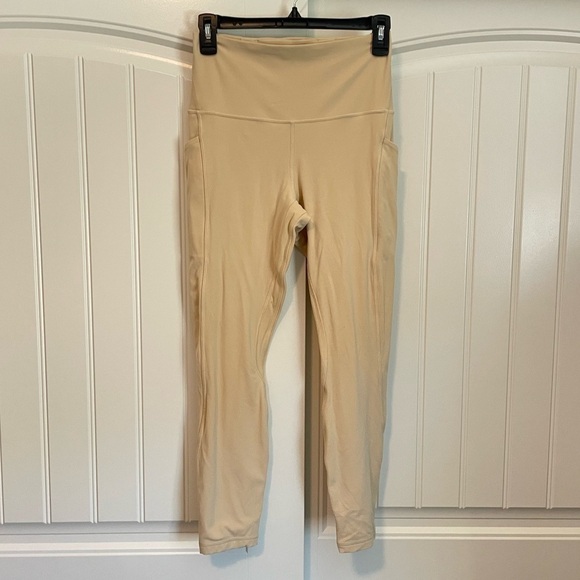 Lululemon Align High-Rise Pant with Pockets 25"
Prosecco size 8 - Picture 2 of 7